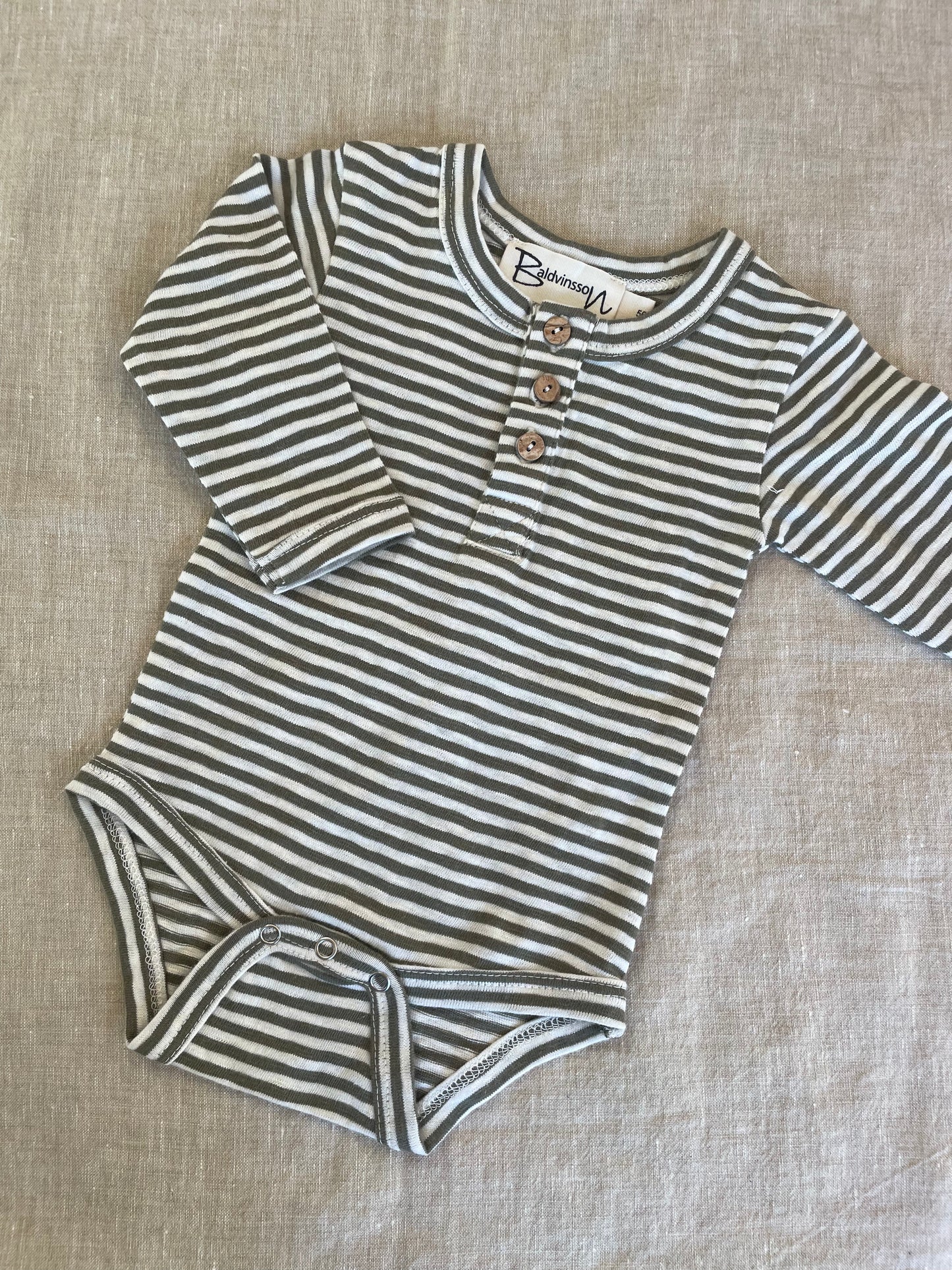 Bodystocking med grønne og hvide striber