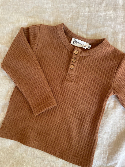 Brown blouse in waffle fabric