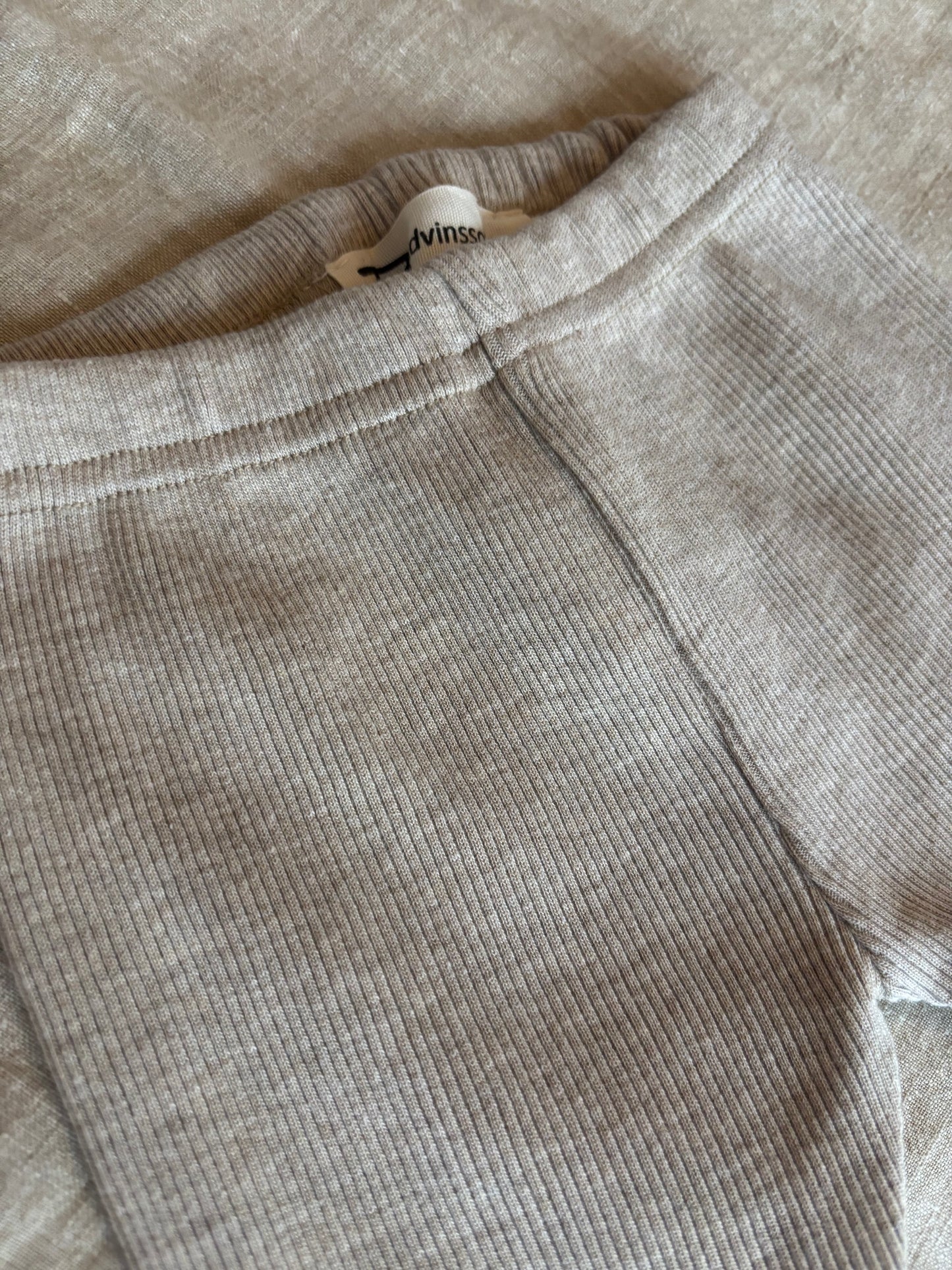 Leggings i sand melange